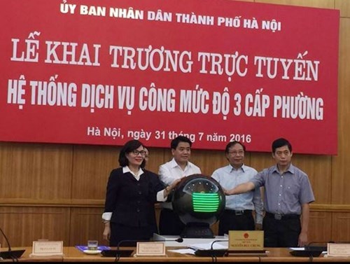 Thực hiện dịch vụ công trực tuyến mức độ 3: Hướng tới Chính phủ điện tử, phục vụ nhân dân tốt hơn (23/9/2016)